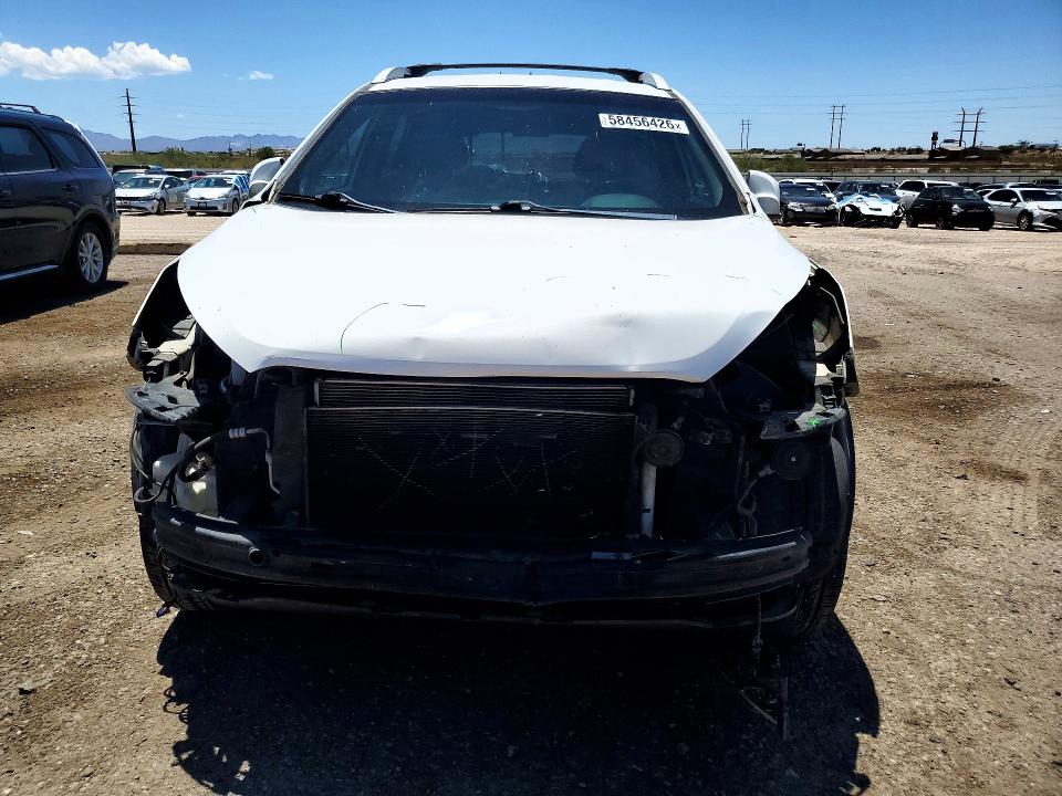 2014 Hyundai Tucson VIN KM8JU3AG9EU931923 COPART salvage auction — FRONT END, Az - Cert Of Title - Salvage, sold $1,700 on 2026-07-06 (photo 5)