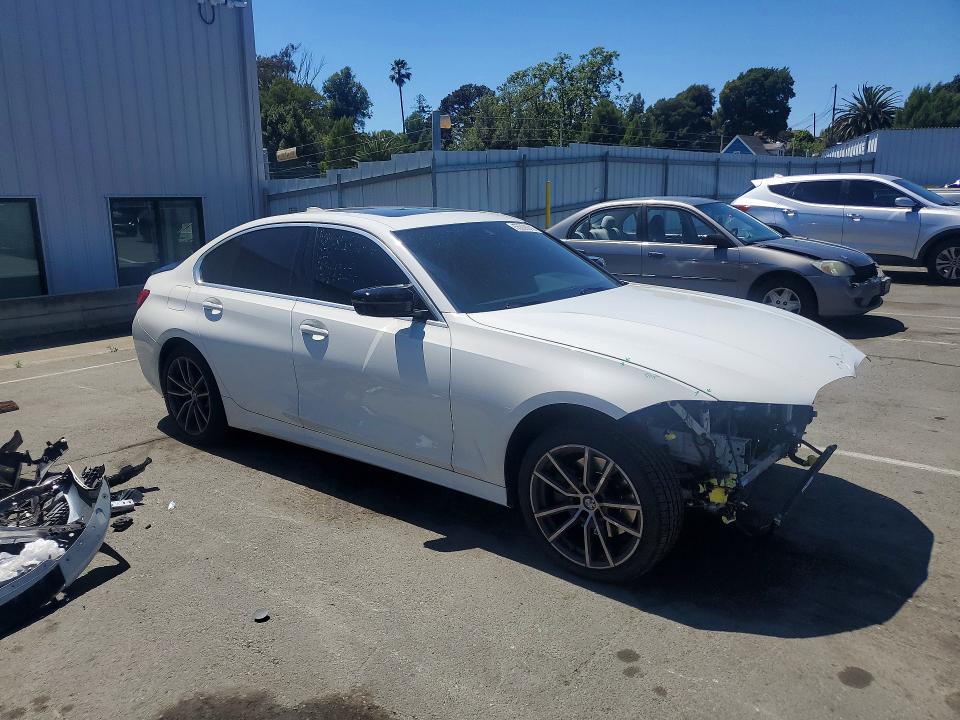 2020 BMW VIN 3MW5R7J03L8B34267 COPART salvage auction — FRONT END, CA - SALVAGE CERTIFICATE, sold $7,200 on 2026-07-02 (photo 4)