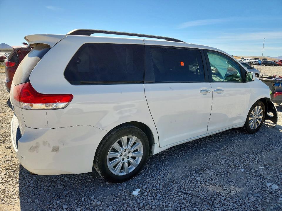 2013 Toyota Sienna VIN 5TDDK3DC7DS057445 COPART salvage auction — FRONT END, Ca - Salvage Certificate, sold $1,300 on 2026-07-24 (photo 3)