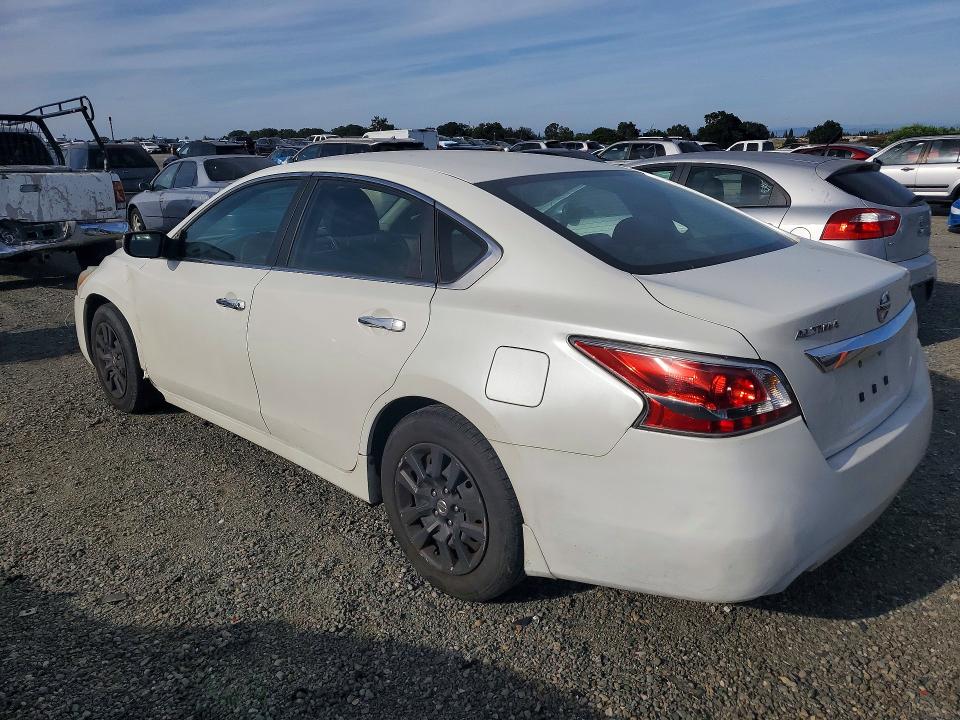 2015 Nissan Altima VIN 1N4AL3AP6FC135005 COPART salvage auction — FRONT END, Ca - Dis/Dlr/Exp Only Lien Papers, sold $1,700 on 2026-07-02 (photo 2)