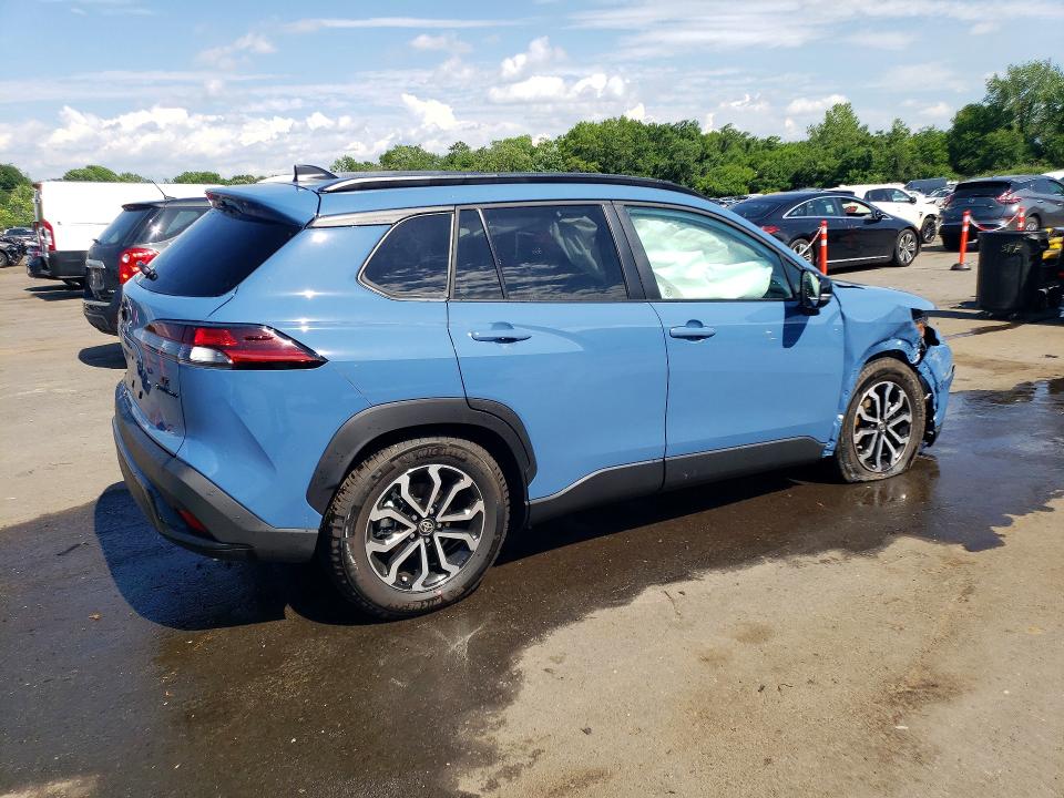 2026 Toyota Corolla VIN 7MUFBABGXTV106905 COPART salvage auction — ROLLOVER, CT - CERT OF TITLE-SALVAGE, sold $3,100 on 2026-07-28 (photo 3)