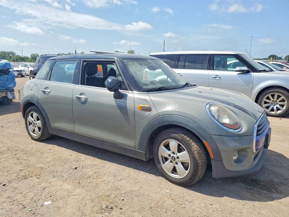 2016 Mini Cooper VIN WMWXU1C57G2D09348 COPART salvage auction — MECHANICAL, Wv - Certificate Of Title, sold $1,100 on 2026-07-10 (photo 4)