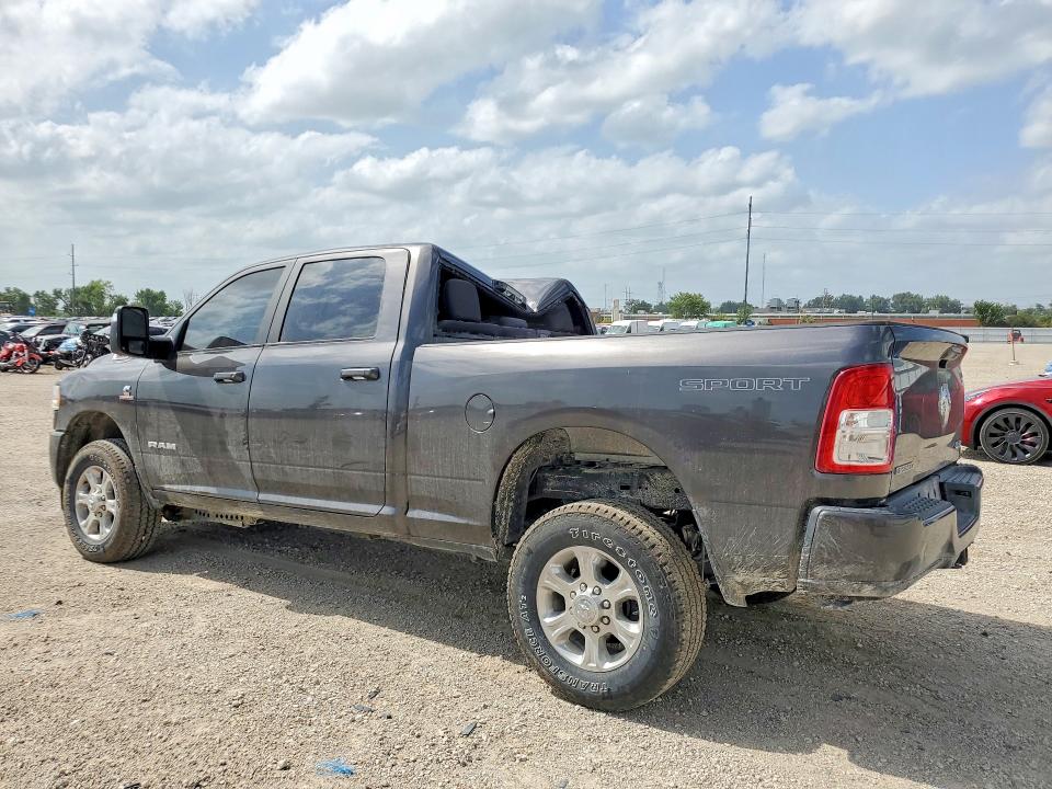 2024 Ram 2500 VIN 3C6UR5DL8RG238901 COPART salvage auction — ROOF, IA - CERT OF TITLE-SALVAGE TITLE, sold $20,200 on 2026-09-16 (photo 2)