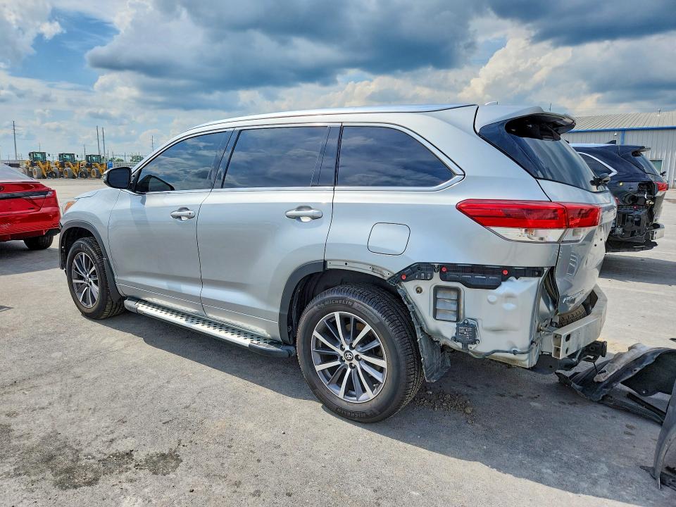 2017 Toyota Highlander VIN 5TDJZRFH5HS512888 COPART salvage auction — FRONT END, Ok - Cert Of Title-Salvage, sold $9,000 on 2026-07-06 (photo 2)