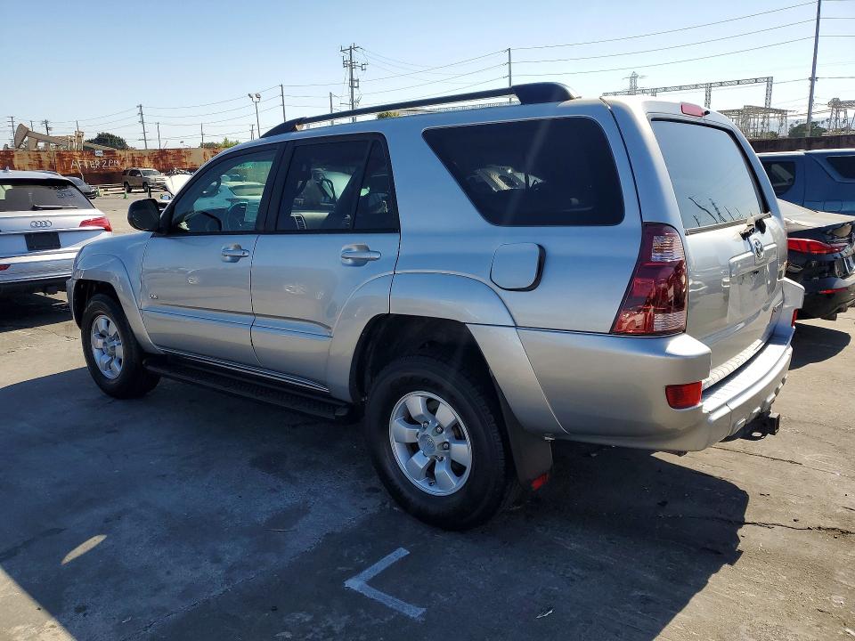 2005 Toyota 4runner VIN JTEZT14R558007530 COPART salvage auction — MINOR DENT/SCRATCHES, CA - SALVAGE CERTIFICATE, sold $2,900 on 2026-07-31 (photo 2)