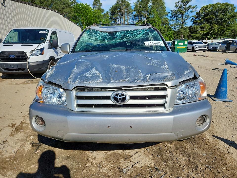 2005 Toyota Highlander VIN JTEEP21A850114156 COPART salvage auction — ROLLOVER, De - Salvage Certificate, sold $625 on 2026-07-28 (photo 5)