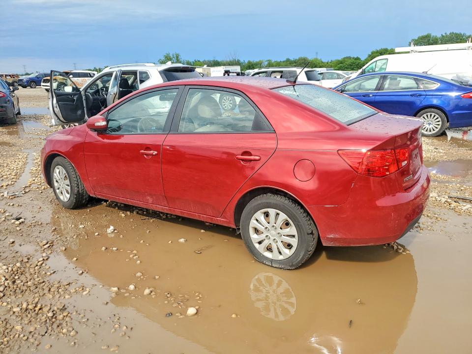 2010 Kia Forte VIN KNAFU4A22A5307399 COPART salvage auction — FRONT END, IL - SALVAGE CERTIFICATE, sold $550 on 2026-07-31 (photo 2)
