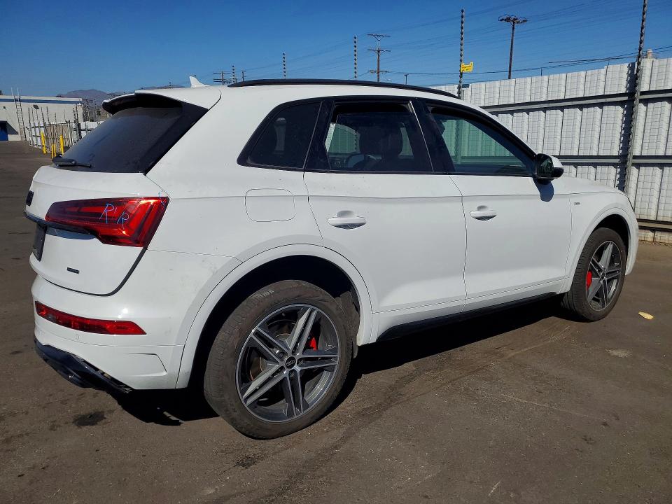 2025 Audi Q5 VIN WA1E2AFY5S2034696 COPART salvage auction — REAR END, Ca - Salvage Certificate, sold $250 on 2026-07-27 (photo 3)
