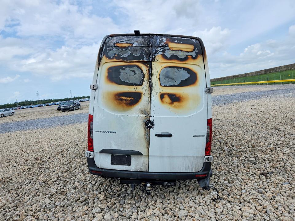 2021 Mercedes-benz Sprinter VIN W1Y4DBHY6MT078827 COPART salvage auction — BURN, LA - CERT OF TITLE-SALVAGE, sold $1,200 on 2026-07-29 (photo 6)