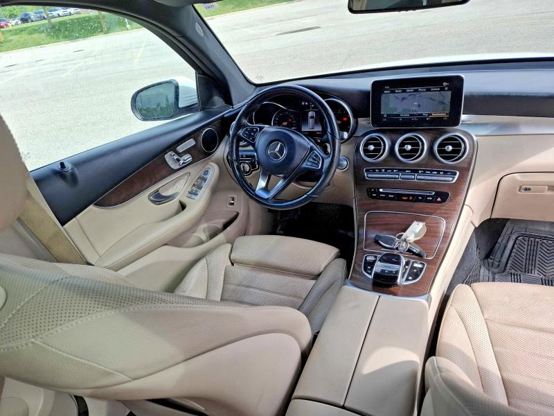 2019 Mercedes-benz Glc VIN WDC0G4KB9KV141943 COPART salvage auction — NORMAL WEAR, On - Permit No Brand - Unfit (P), sold $8,300 on 2026-07-21 (photo 9)
