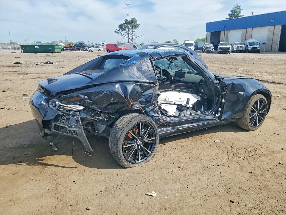 2025 Mazda Mx-5 VIN JM1NDAM71S0652703 COPART salvage auction — SIDE, Fl - Certificate Of Destruction, sold $2,000 on 2026-07-31 (photo 3)