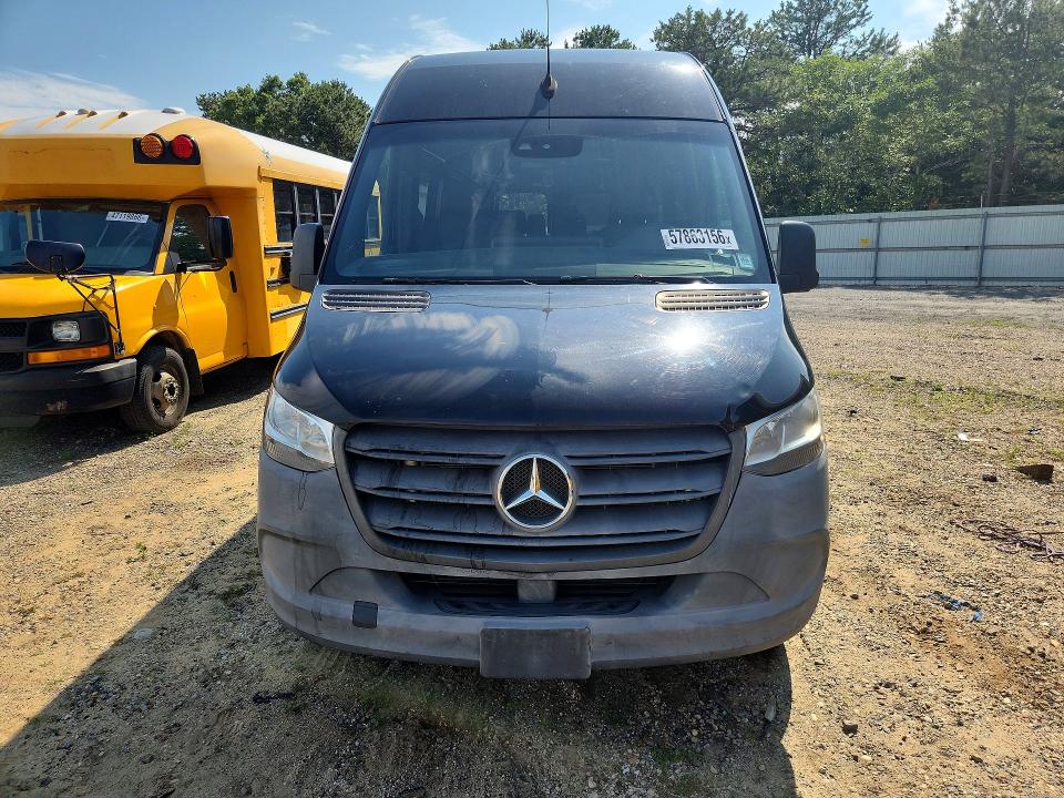 2019 Mercedes-benz Sprinter VIN WDZPF1CD9KT014336 COPART salvage auction — MECHANICAL, Ny - Certificate Of Title, sold $15,200 on 2026-07-08 (photo 5)