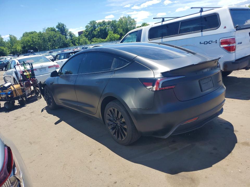 2024 Tesla Model 3 VIN 5YJ3E1EB2RF819024 COPART salvage auction — SIDE, Salvage Title, sold $13,300 on 2026-07-17 (photo 2)