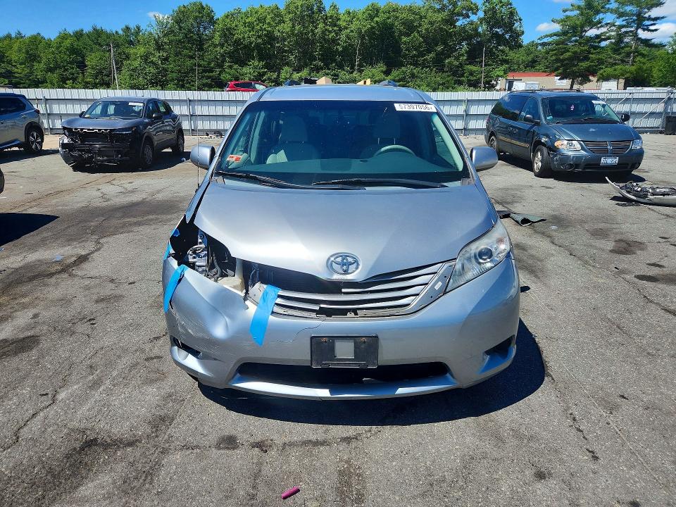 2013 Toyota Sienna VIN 5TDKK3DCXDS372831 COPART salvage auction — FRONT END, Wv - Salvage Certificate, sold $2,000 on 2026-07-16 (photo 5)