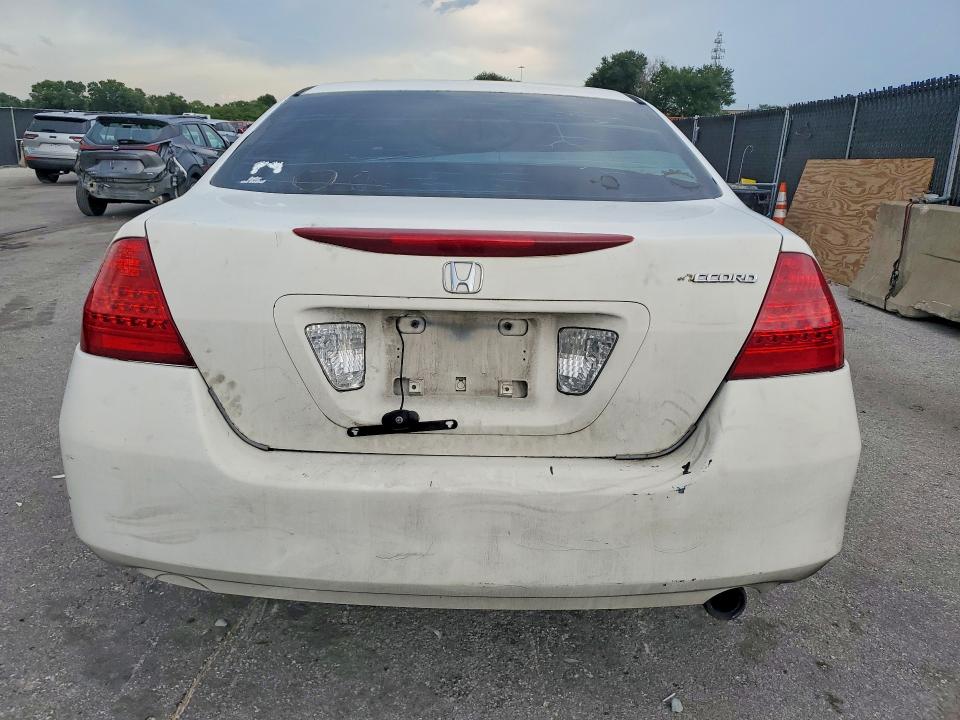 2007 Honda Accord VIN JHMCM56317C009636 COPART salvage auction — SIDE, FL - CERT OF TITLE SLVG REBUILDABLE, sold $375 on 2026-07-09 (photo 6)
