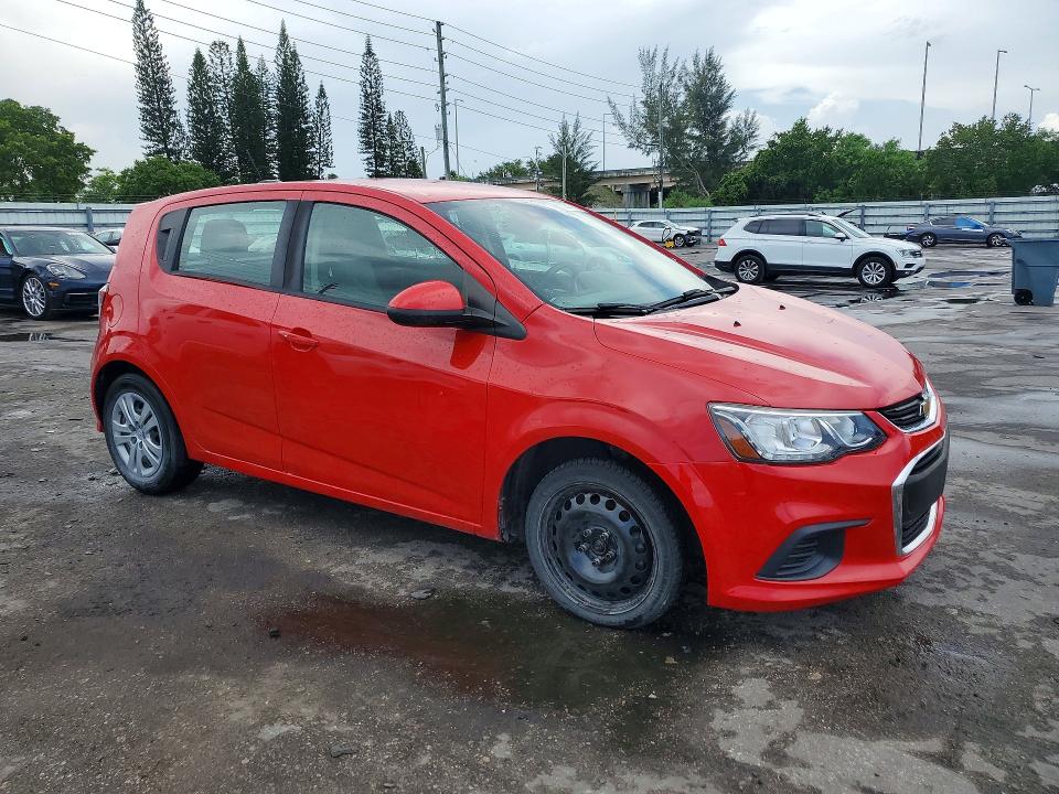 2020 Chevrolet SONIC VIN 1G1JG6SB6L4122062 COPART salvage auction — MINOR DENT/SCRATCHES, Fl - Certificate Of Title (P), sold $4,500 on 2026-07-08 (photo 4)