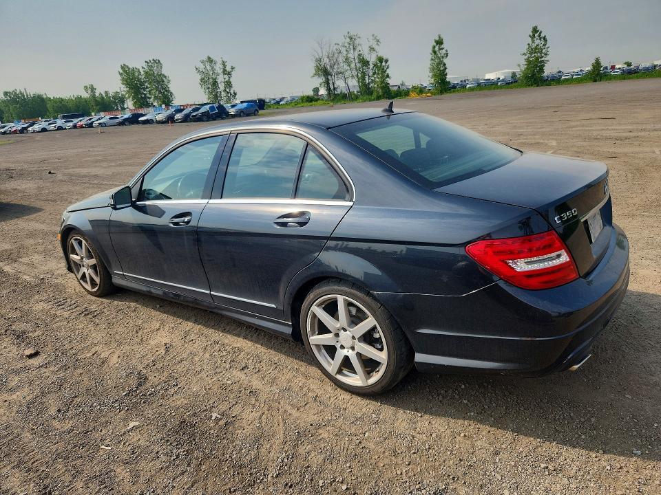 2013 Mercedes-benz C-klasse VIN WDDGF8JB5DA797802 COPART salvage auction — FRONT END, Qc - Gravement Accidente, sold $575 on 2026-07-28 (photo 2)