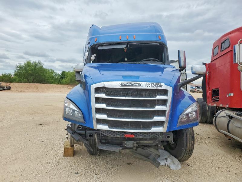 2020 Freightliner Cascadia 126 VIN 3AKJHHDR3LSLR1231 COPART salvage auction — ROLLOVER, TX - SALVAGE VEHICLE TITLE, sold $6,400 on 2026-07-09 (photo 9)