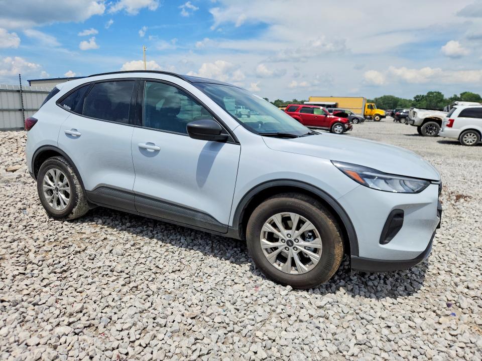 2025 Ford Escape VIN 1FMCU0GN4SUB50347 COPART salvage auction — HAIL, Il - Salvage Certificate, sold $8,300 on 2026-07-27 (photo 4)