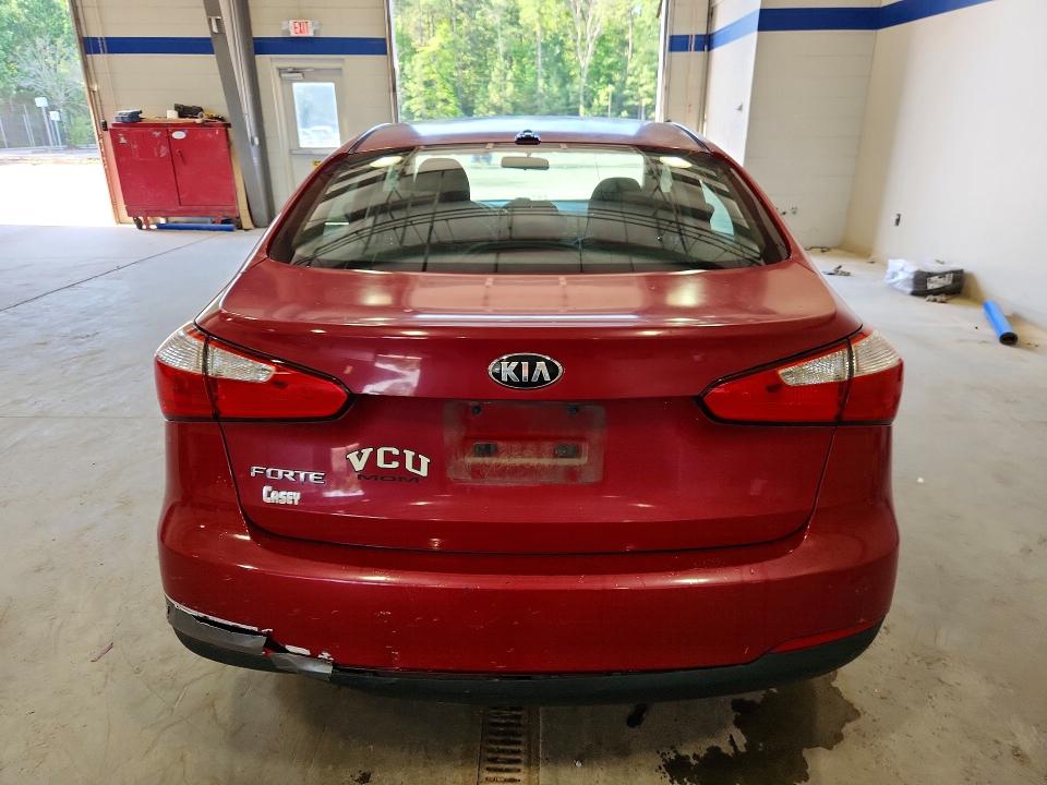 2015 Kia Forte VIN KNAFX4A6XF5313193 COPART salvage auction — FRONT END, Va - Certificate Of Title, sold $400 on 2026-07-17 (photo 6)