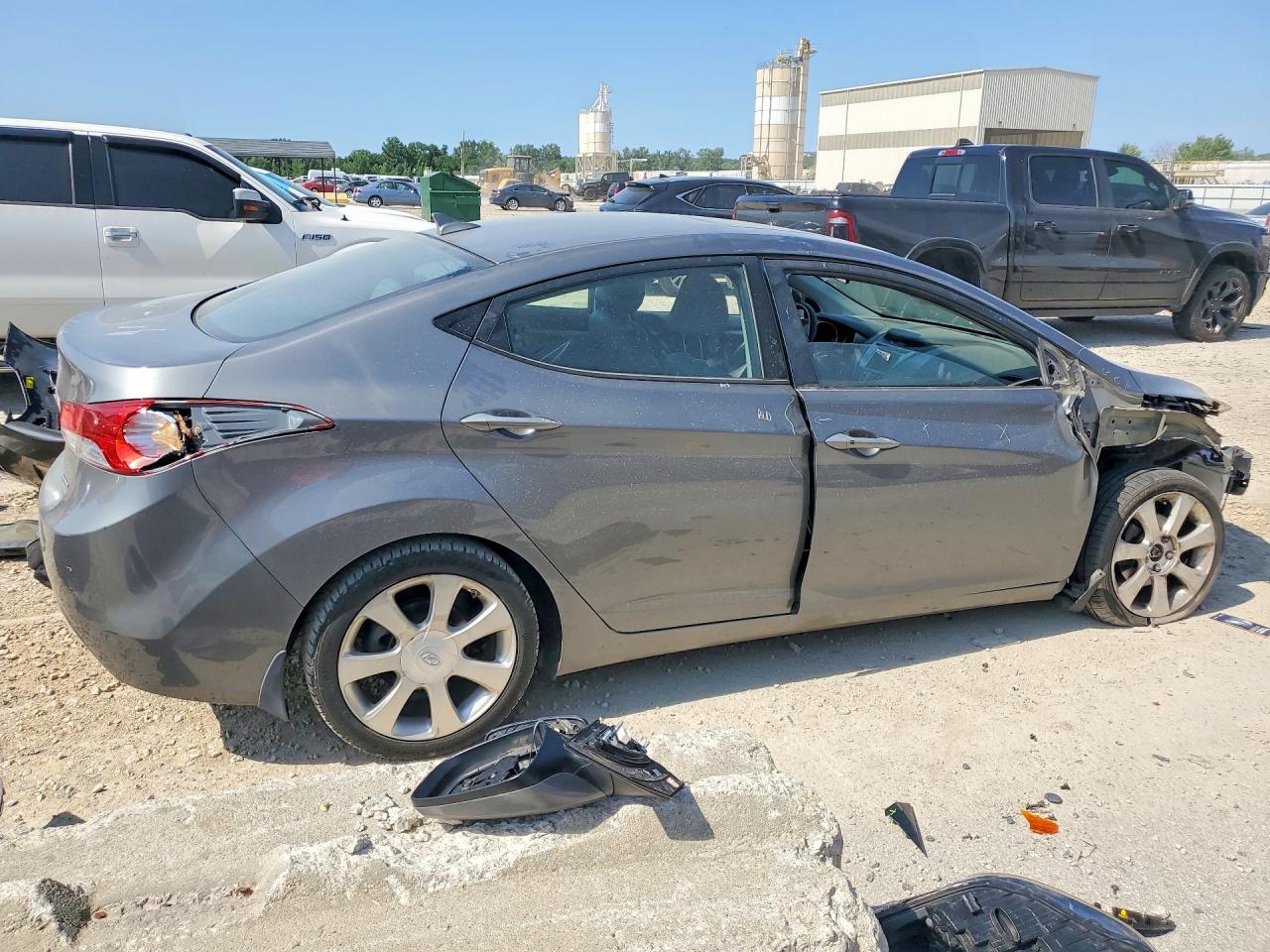 2012 Hyundai Elantra VIN 5NPDH4AE3CH135136 COPART salvage auction — Front End, MO - SALVAGE CERTIFICATE OF TITLE, sold $575 on 2026-07-09 (photo 3)