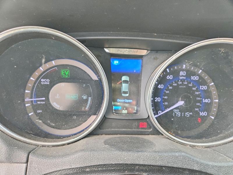 2015 Hyundai VIN KMHEC4A49FA137667 COPART salvage auction — FRONT END, Nm - Certificate Of Title, sold $800 on 2026-07-28 (photo 9)