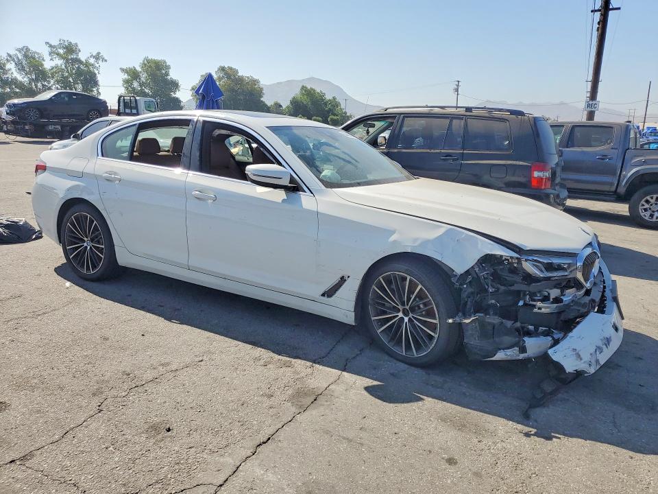 2021 BMW 5er VIN WBA13AG0XMCF03661 COPART salvage auction — FRONT END, Ca - Dis/Dlr/Exp Only Clean Title, sold $10,900 on 2026-07-27 (photo 4)