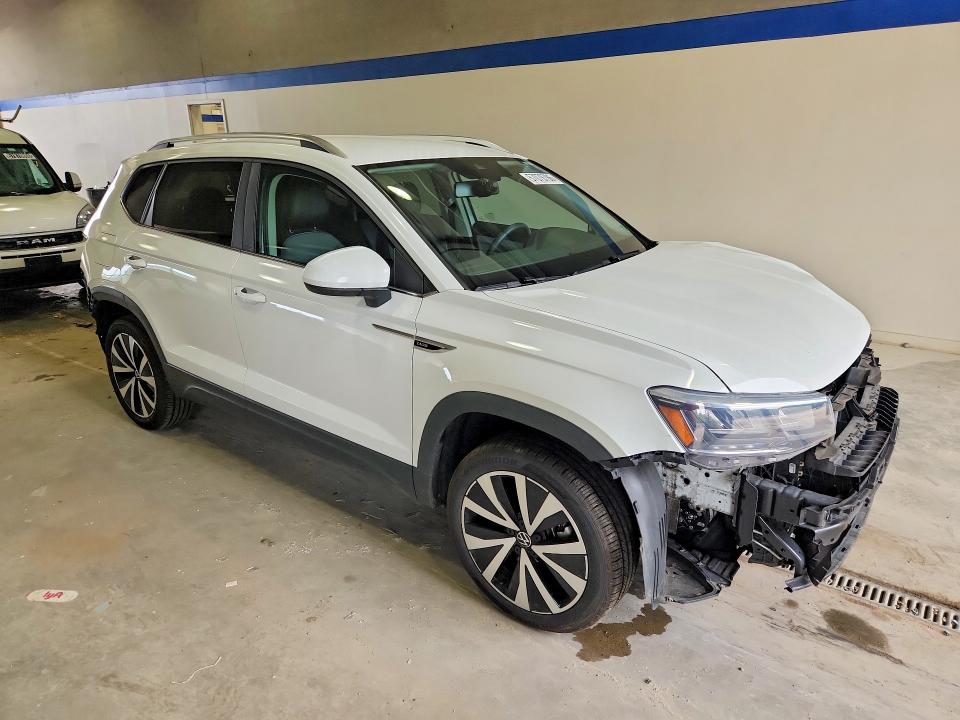 2022 Volkswagen VIN 3VVSX7B2XNM014859 COPART salvage auction — FRONT END, VA - CERT OF TITLE - SALVAGE, sold $2,550 on 2026-07-02 (photo 4)