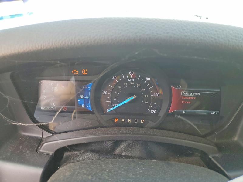 2016 Ford Expedition VIN 1FMJK1HT5GEF43761 COPART salvage auction — MINOR DENT/SCRATCHES, TX - CERTIFICATE OF TITLE, sold $1,050 on 2026-07-09 (photo 9)