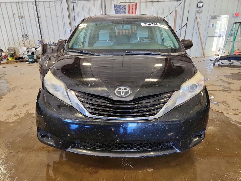 2017 Toyota VIN 5TDJZ3DC6HS166404 COPART salvage auction — FRONT END, WI - CERTIFICATE OF TITLE, sold $3,050 on 2026-07-27 (photo 5)