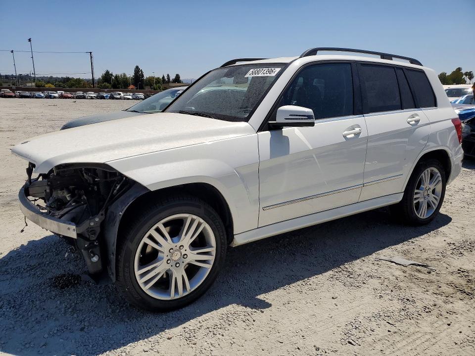 2015 Mercedes-benz VIN WDCGG5HB0FG408487 COPART salvage auction — FRONT END, Ca - Salvage Certificate, sold $3,100 on 2026-07-18 (photo 1)