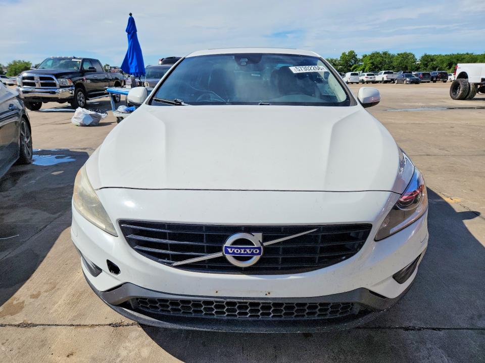 2017 Volvo S60 VIN YV126MFL0H2430556 COPART salvage auction — NORMAL WEAR, Tx - Certificate Of Title (P), sold $1,500 on 2026-08-10 (photo 5)