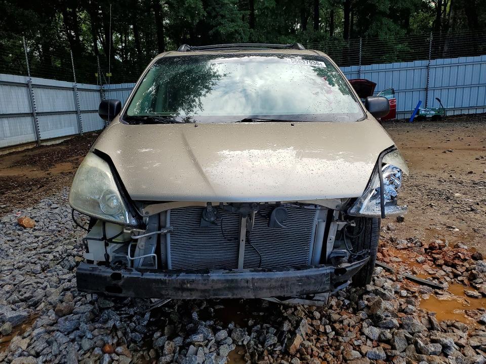 2004 Toyota Sienna VIN 5TDZA23C94S046354 COPART salvage auction — FRONT END, GA - CERT OF TITLE-SALVAGE, sold $875 on 2026-07-24 (photo 5)