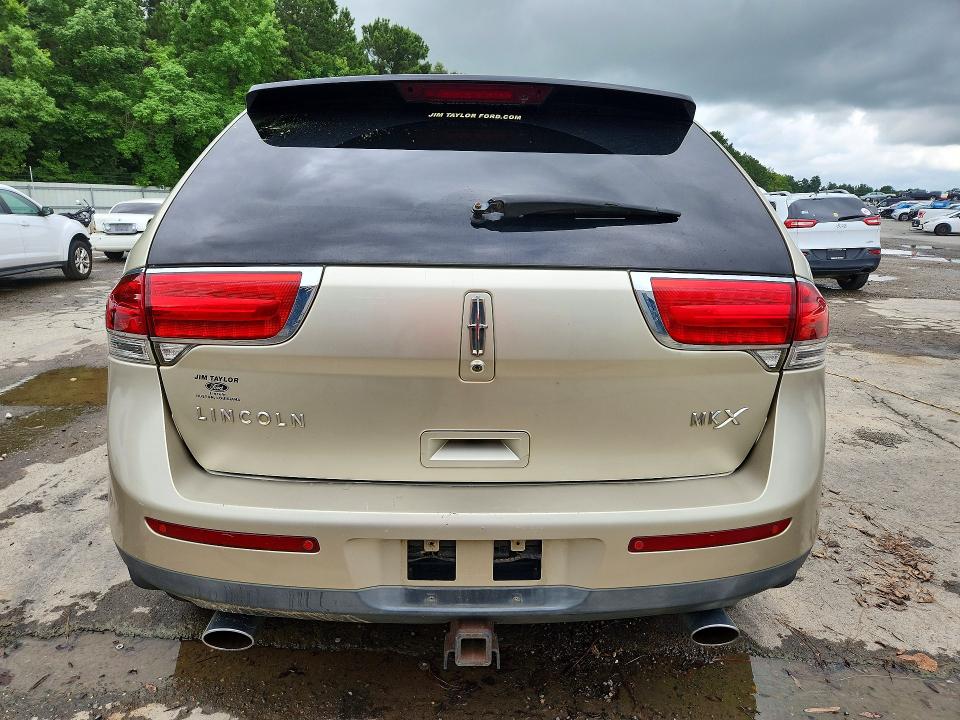 2011 Lincoln Mkx VIN 2LMDJ6JK0BBJ03258 COPART salvage auction — FRONT END, La - Cert Of Title-Salvage, sold $700 on 2026-07-09 (photo 6)