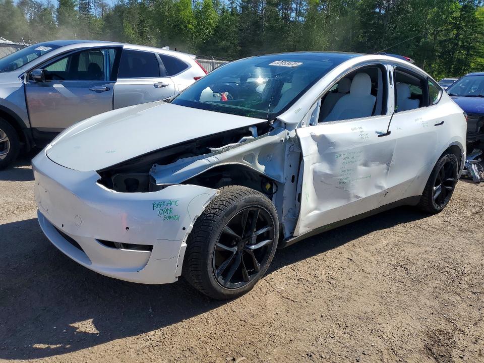 2021 Tesla Model y VIN 5YJYGAEE4MF189669 COPART salvage auction — SIDE, On - Permit No Brand - Unfit, sold $11,500 on 2026-07-09 (photo 1)