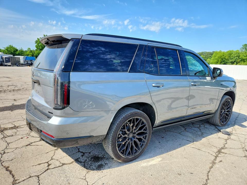 2025 Cadillac Escalade VIN 1GYS9GRL2SR181616 COPART salvage auction — HAIL, MO - SALVAGE CERTIFICATE OF TITLE, sold $78,000 on 2026-07-29 (photo 3)