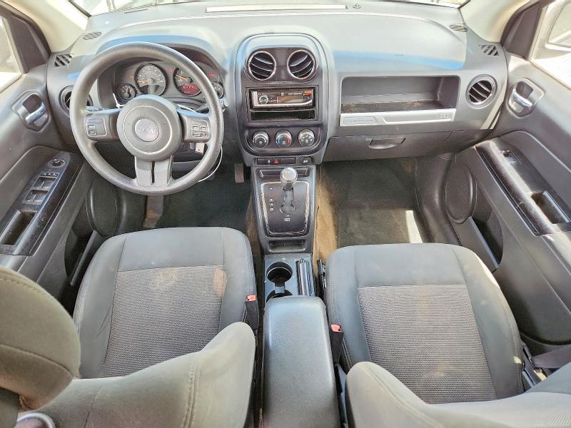 2016 Jeep Compass VIN 1C4NJCBA8GD547627 COPART salvage auction — MINOR DENT/SCRATCHES, Or - Certificate Of Title, sold $800 on 2026-07-28 (photo 8)