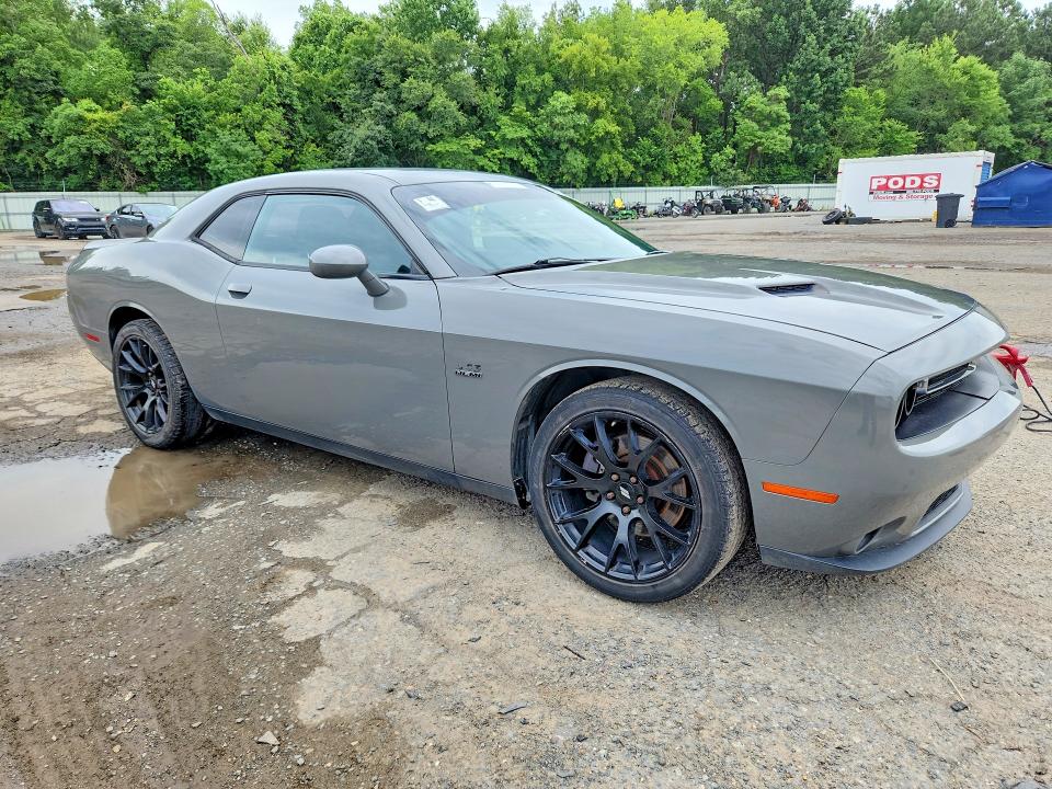 2018 Dodge Challenger VIN 2C3CDZBT6JH130752 COPART salvage auction — NORMAL WEAR, Tx - Certificate Of Title (P), sold $9,100 on 2026-07-02 (photo 4)