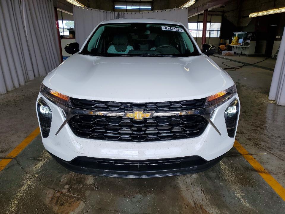2024 Chevrolet Trax VIN KL77LFE25RC240396 COPART salvage auction — REAR END, In - Certificate Of Title, sold $10,100 on 2026-07-09 (photo 5)