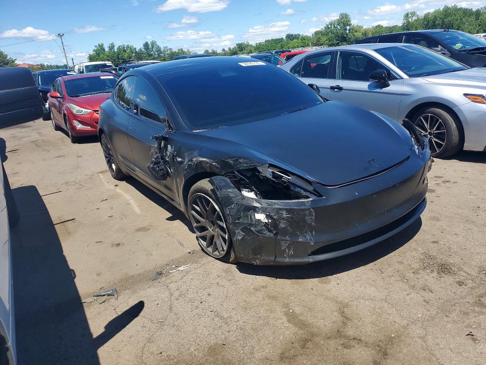 2024 Tesla Model 3 VIN 5YJ3E1EB2RF819024 COPART salvage auction — SIDE, Salvage Title, sold $13,300 on 2026-07-17 (photo 4)