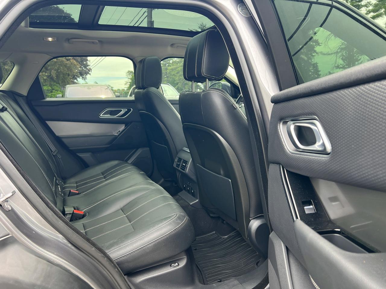 2018 Land Rover Range Rover Velar VIN SALYB2RX5JA710234 COPART salvage auction — Minor Dent/Scratches, IN - CERTIFICATE OF TITLE (P), sold $10,900 on 2026-07-01 (photo 5)