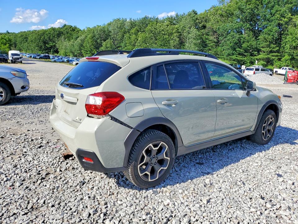 2013 Subaru Xv VIN JF2GPAGC2D2858095 COPART salvage auction — MINOR DENT/SCRATCHES, MA - CERT OF TITLE-RECONSTRCTD COLL, sold $800 on 2026-07-10 (photo 3)