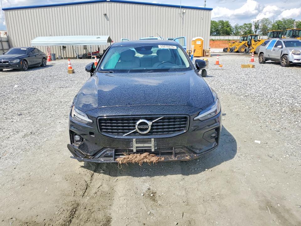 2021 Volvo VIN 7JR102FZ0MG108882 COPART salvage auction — SIDE, SC - CERT OF TITLE-SALVAGE, sold $3,750 on 2026-07-27 (photo 5)