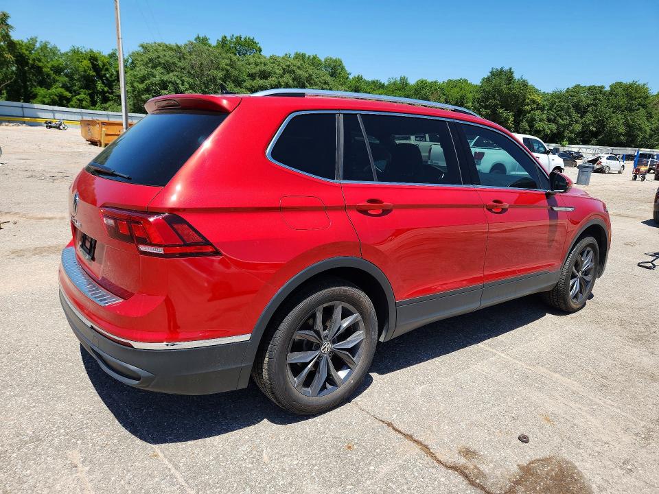 2023 Volkswagen Tiguan VIN 3VV3B7AX4PM036195 COPART salvage auction — SIDE, Ok - Cert Of Title-Salvage, sold $7,400 on 2026-07-30 (photo 3)
