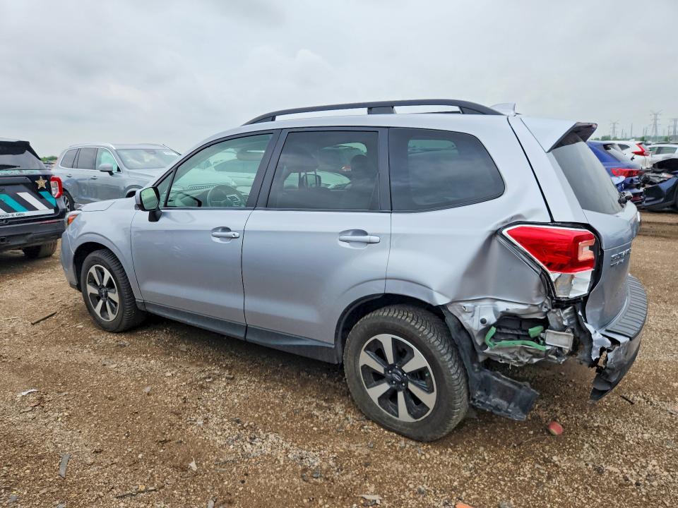 2018 Subaru Forester VIN JF2SJAGC3JH518684 COPART salvage auction — REAR END, Il - Salvage Certificate, sold $4,000 on 2026-07-09 (photo 2)