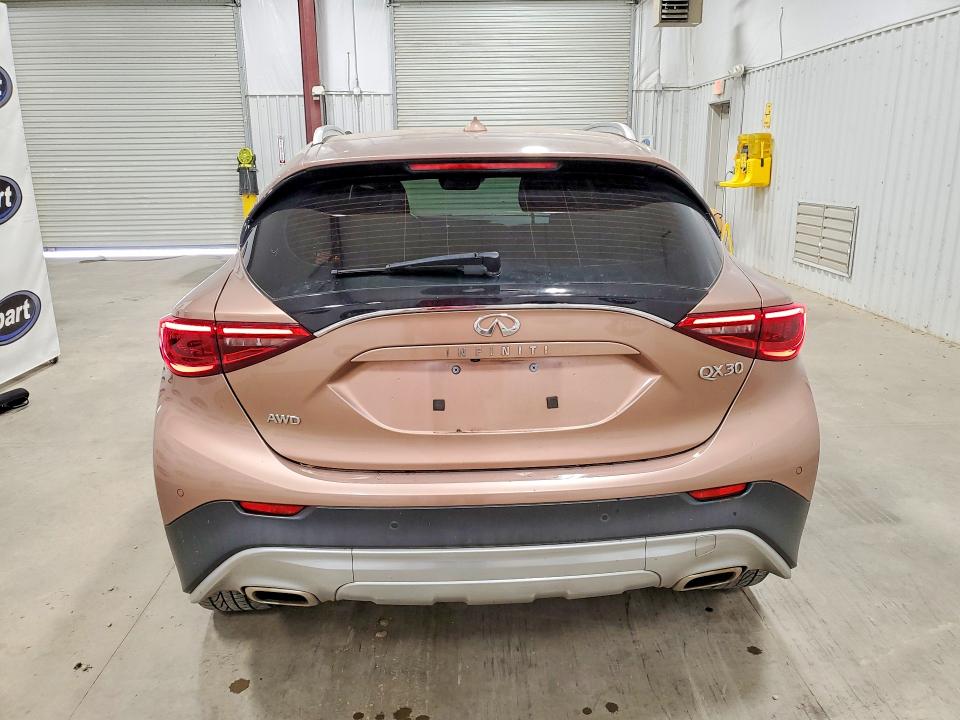 2018 Infiniti Qx30 VIN SJKCH5CR3JA046914 COPART salvage auction — MECHANICAL, Va - Dealer Only Clean Title, sold $2,750 on 2026-08-27 (photo 6)