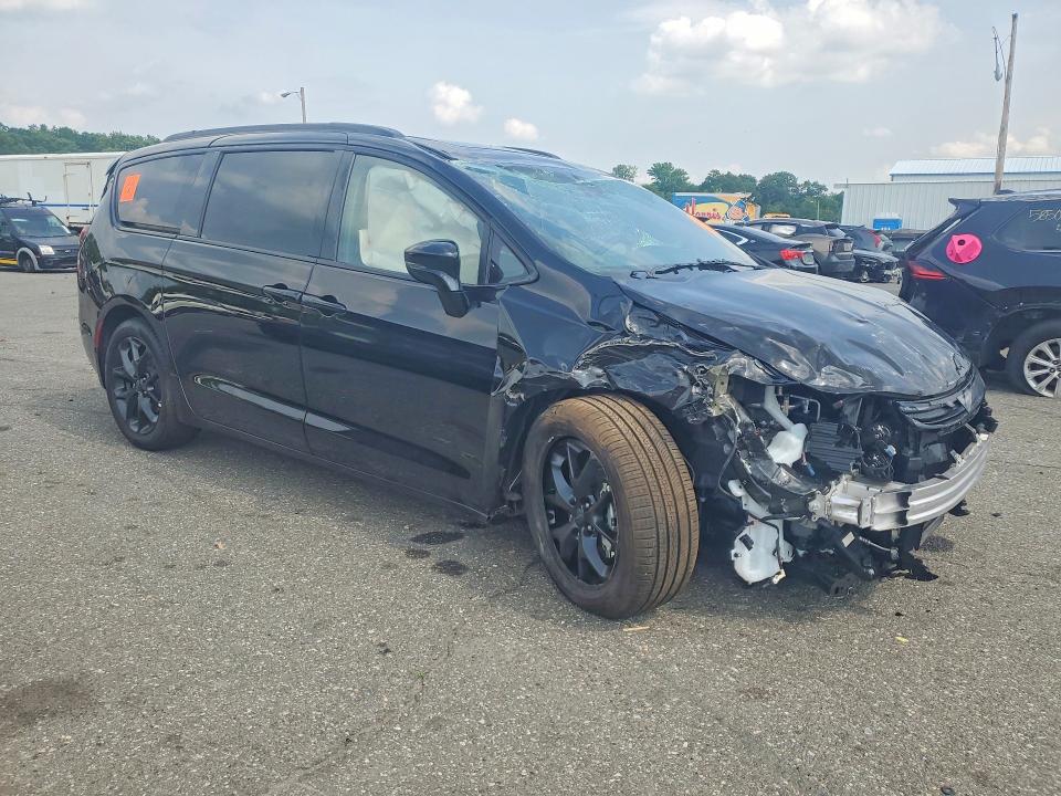2027 Chrysler Pacifica VIN 2C4RC1GG6VR552901 COPART salvage auction — ALL OVER, Fl - Cert Of Title Slvg Rebuildable, sold $5,650 on 2026-07-04 (photo 4)