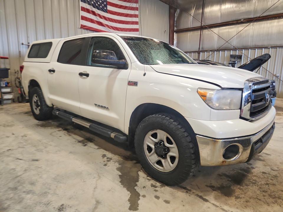 2010 Toyota Tundra VIN 5TFDW5F19AX151943 COPART salvage auction — MINOR DENT/SCRATCHES, Wi - Certificate Of Title (P), sold $3,900 on 2026-07-13 (photo 4)