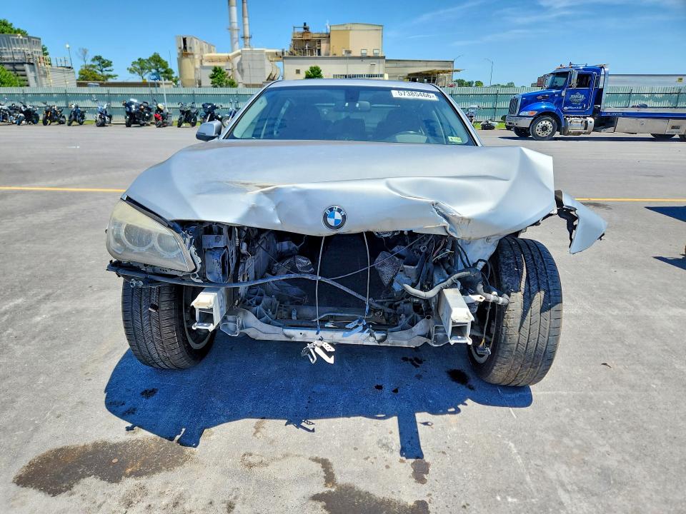 2013 BMW 7er VIN WBAYF8C58DD141062 COPART salvage auction — ALL OVER, Md - Cert Of Salvage < 75% Damage, sold $200 on 2026-07-31 (photo 5)