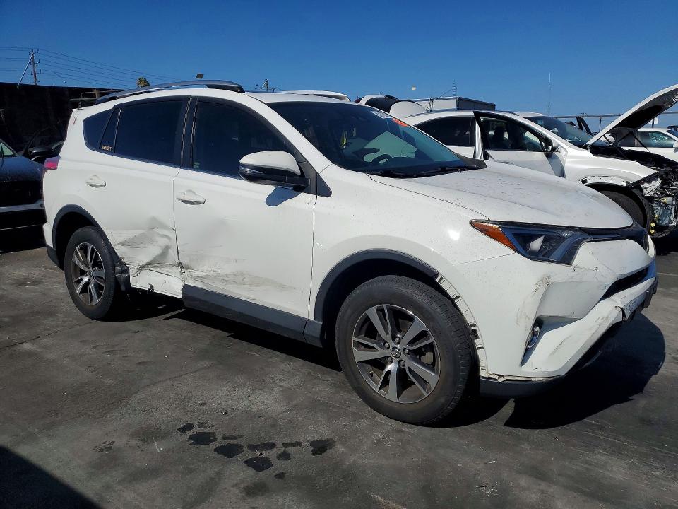2018 Toyota VIN JTMRFREV2JJ198459 COPART salvage auction — SIDE, CA - SALVAGE CERTIFICATE, sold $7,100 on 2026-07-31 (photo 4)